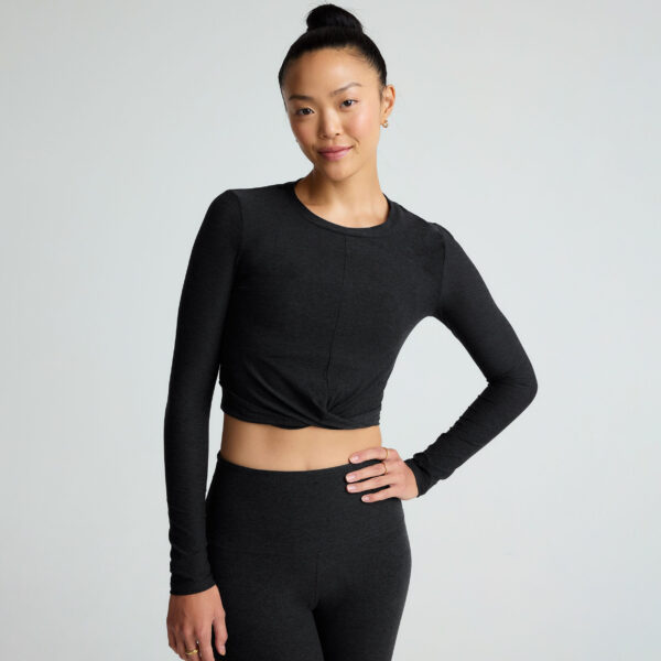 Featherweight Center Stage Cropped Long Sleeve Pullover