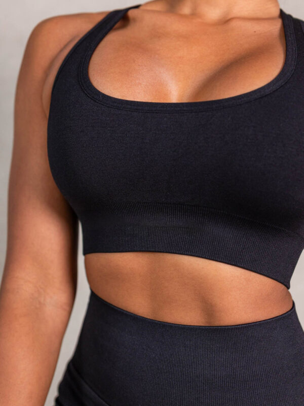 Seamless Scoop Neck Sports Bra - Image 21